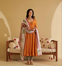 Orange anarkali motif dupatta